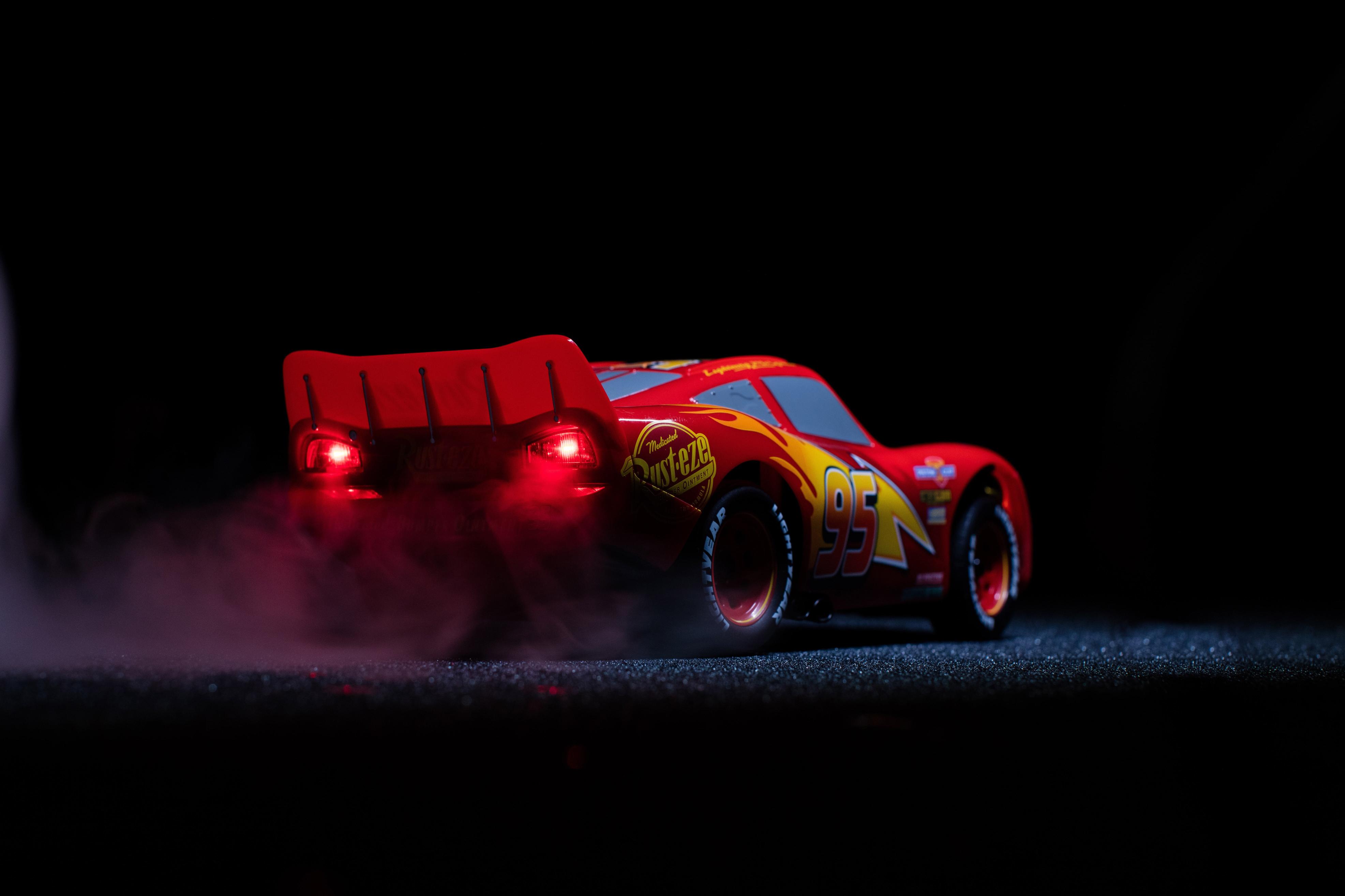 Download car red Disney Pixar